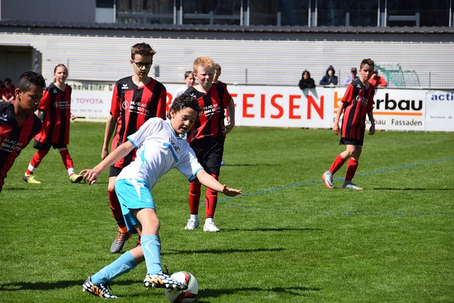 两队都有各 两队都有各